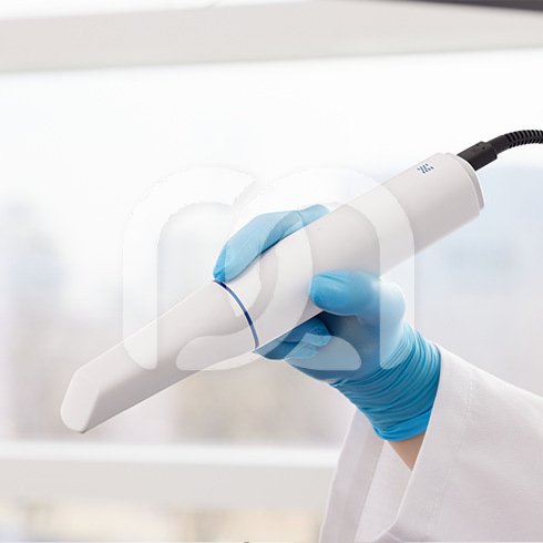 Optimisez vos consultations avec le scanner Medit i900